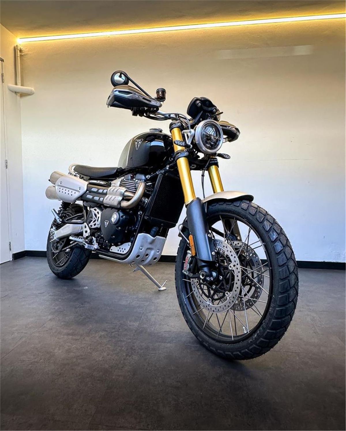 Stockmodel Scrambler 1200 XE MY2025
