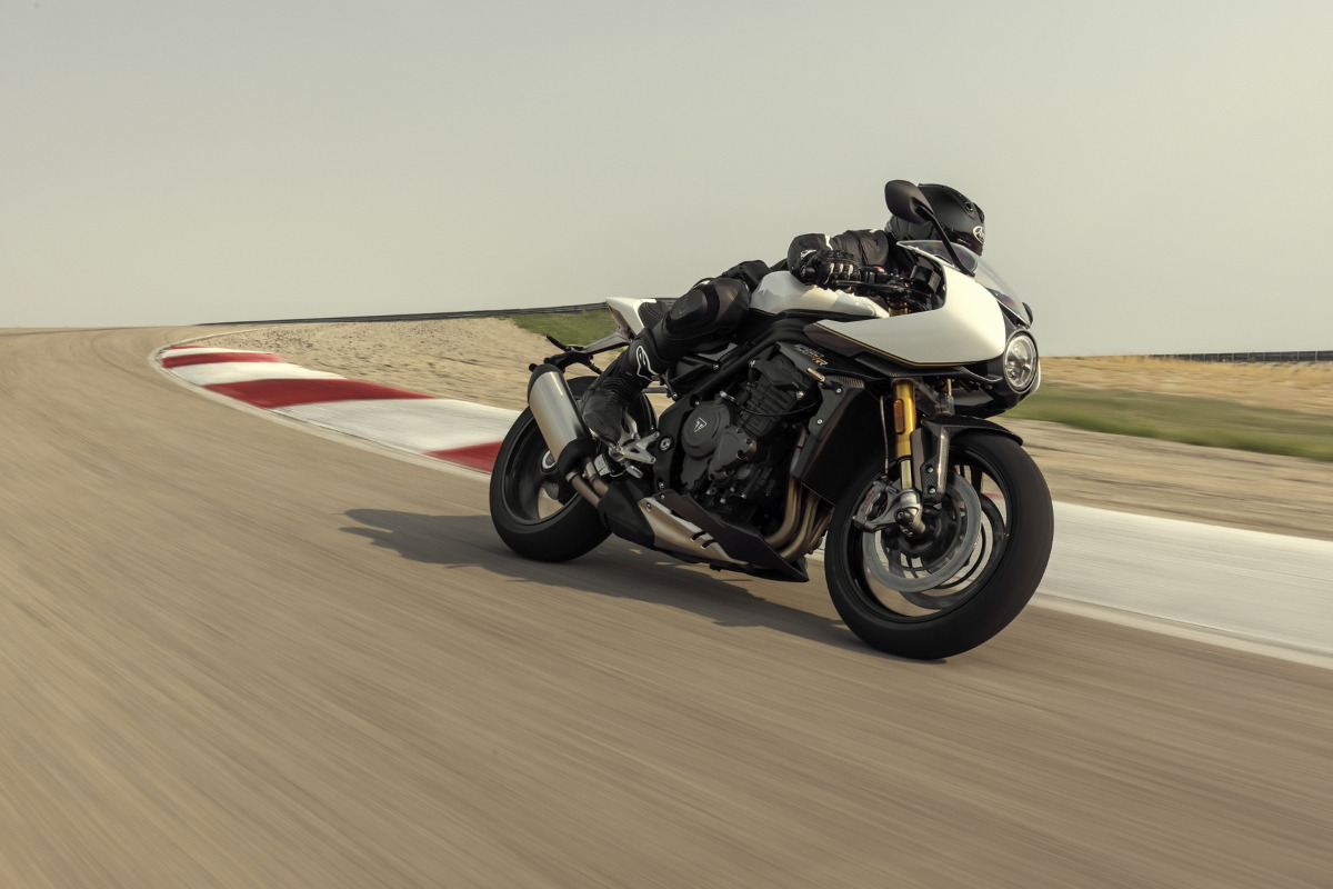 Speed Triple 1200 RR