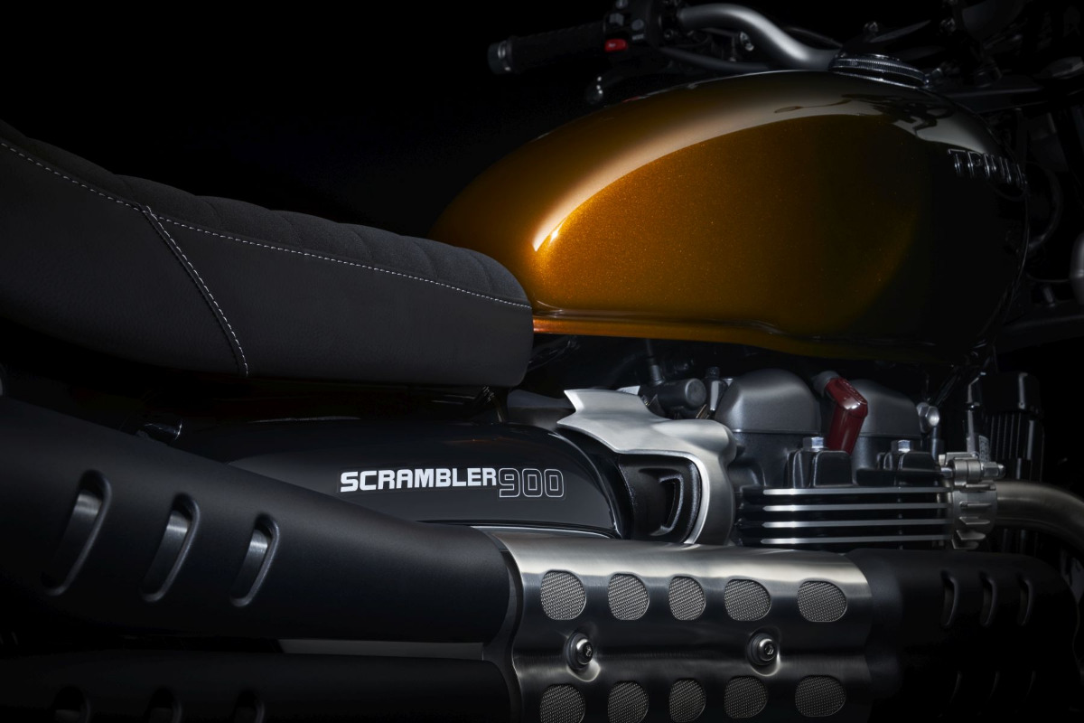 Huit Triumph Bonneville Stealth Editions